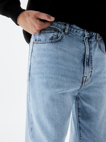 Pull&Bear Loosefit Jeans in Blauw