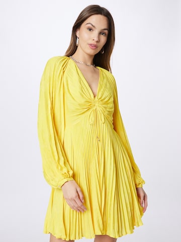 Rochie de la Banana Republic pe galben: față