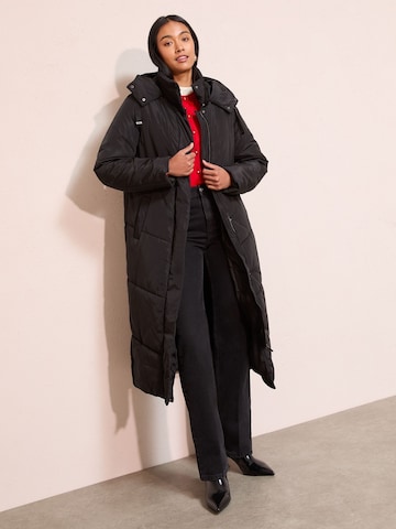 Friends Like These Winter coat in Black