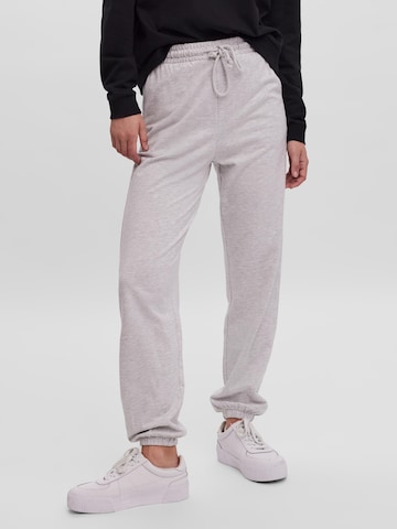 VERO MODA Tapered Pants 'Octavia' in Grey: front