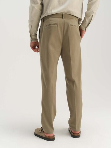 TRAPP - regular Pantalón plisado en beige