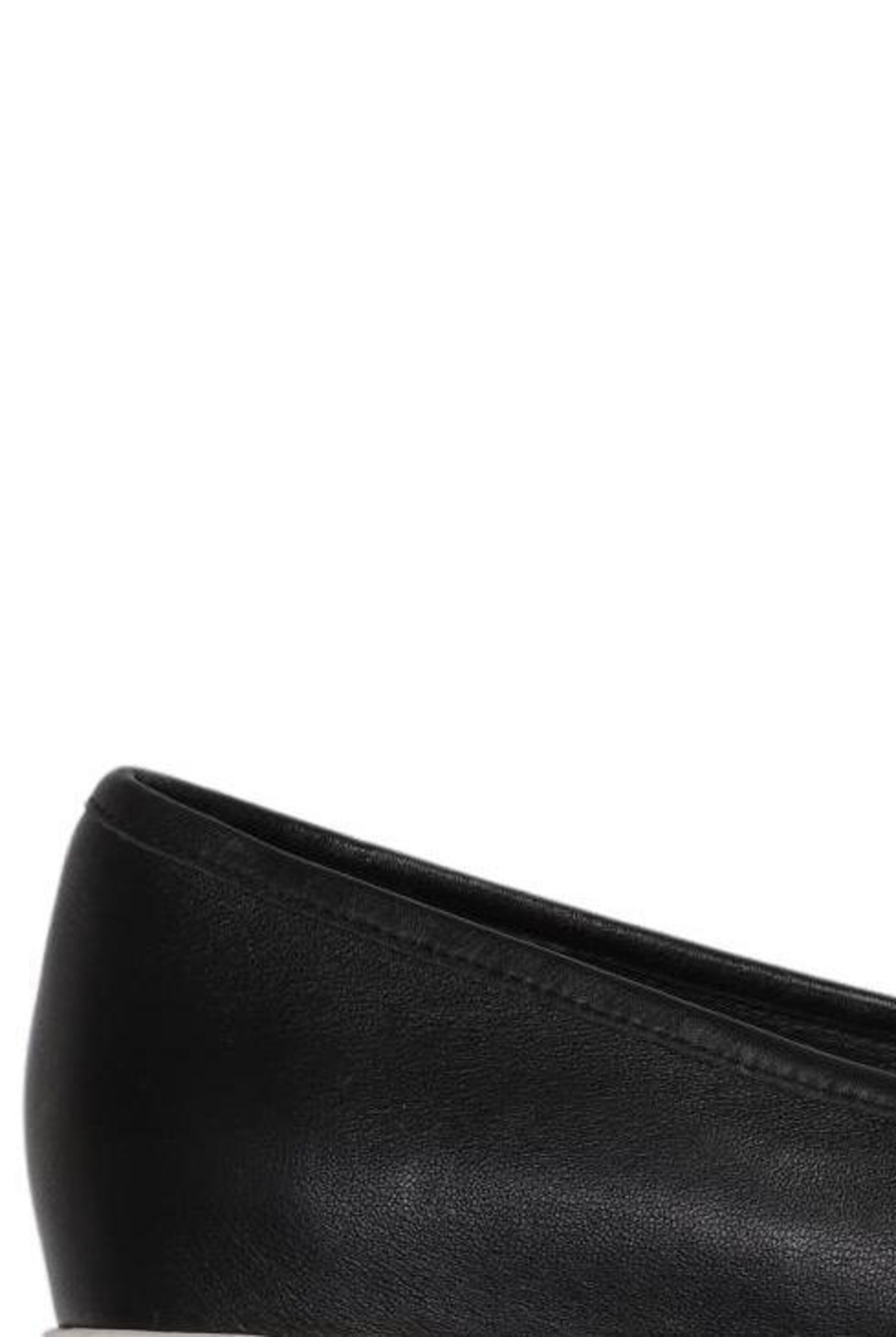 Essentiel Antwerp Flats & Loafers in 39 in Black