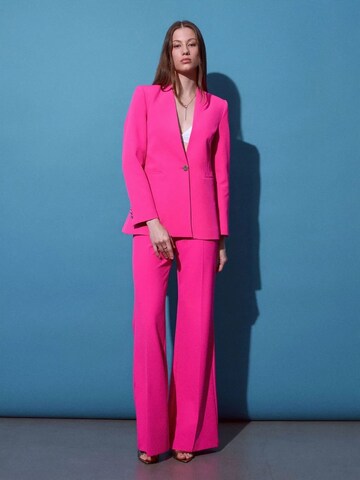 Dilvin Flared Pants in Pink: front