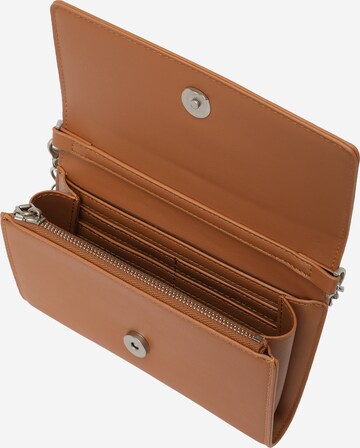 REPLAY Clutch in Brown