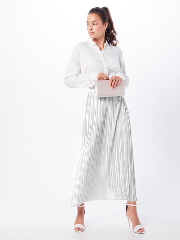 Gonna 'Talia' di ABOUT YOU in bianco