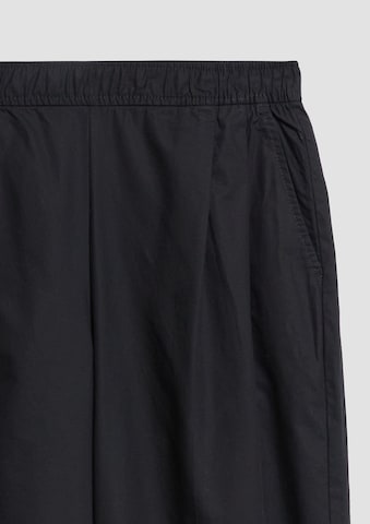 s.Oliver Regular Trousers in Black