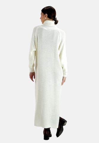 Elara Knit dress in White