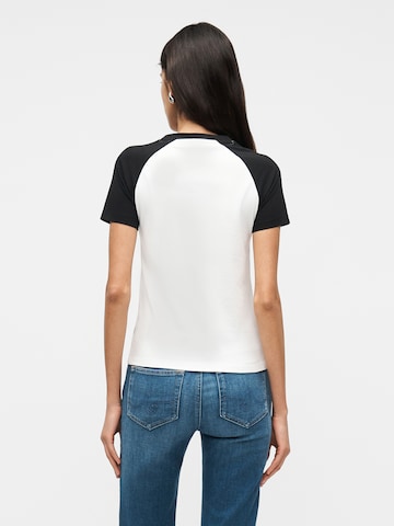 Maglietta di GUESS JEANS in bianco