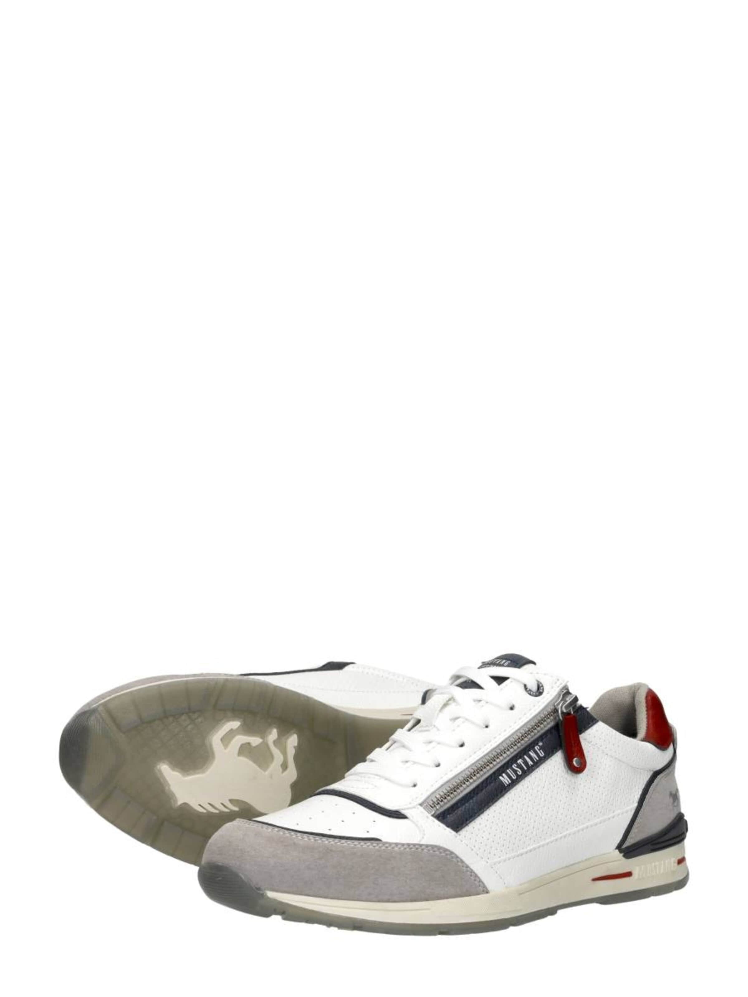 Baskets basses 'Sneakers Laag' MUSTANG en blanc