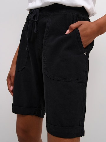 Kaffe - Loosefit Pantalón 'KAnaya' en negro