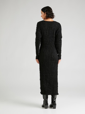 Robe 'Jennys' minimum en noir