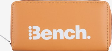 BENCH Wallet in Orange: front