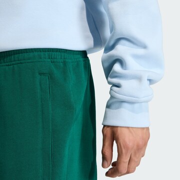 ADIDAS ORIGINALS - regular Pantalón 'Essentials' en verde