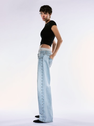 Bershka Baggy Jeans in Blue