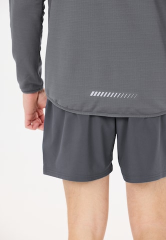 ENDURANCE Funktionsshirt 'LEDGER' in Grau