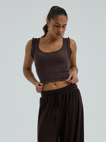 Haut ' Cotton ' Seamless Basic en marron