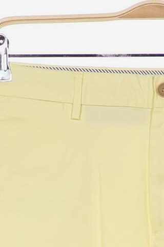 TOMMY HILFIGER Shorts in 33 in Yellow
