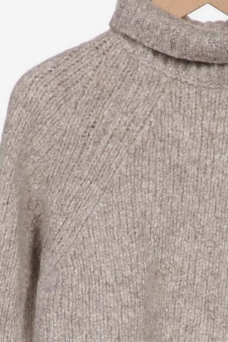 Windsor Sweater & Cardigan in XS in Grey