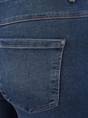regular Jeans 'Augusta' di ONLY Carmakoma in blu