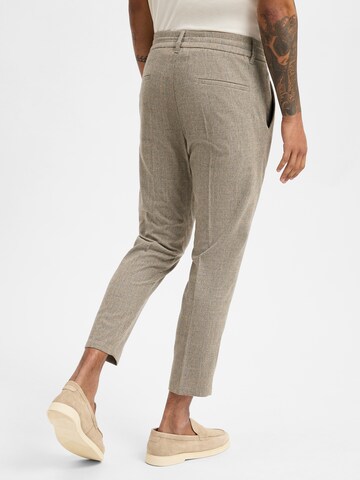 Regular Pantalon à pince ' Chasy ' DRYKORN en beige
