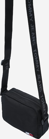 Borsa a tracolla 'Essential Daily' di Tommy Jeans in nero