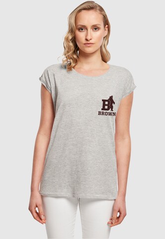 Merchcode T-Shirt 'Brown University - Bear Initial' in Grau: predná strana