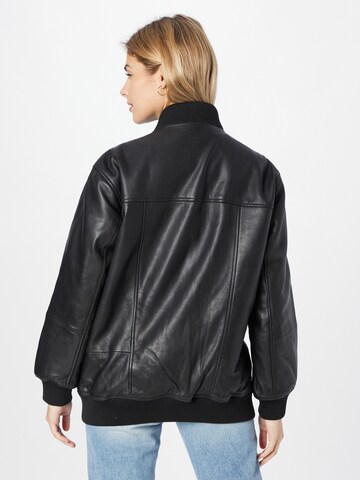 River Island Jacke in Schwarz