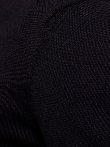 FALKE Sweater in Black