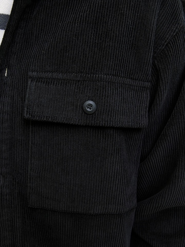 juoda JACK & JONES Patogus modelis Marškiniai 'JJEPERFECT'