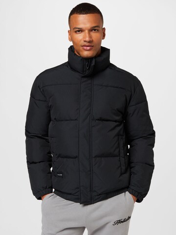 HOLLISTER Between-Season Jacket in Black: front