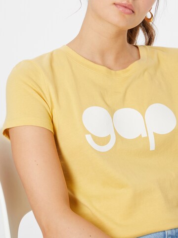 GAP T-Shirt in Gelb