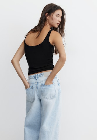 Pull&Bear Toppi värissä musta