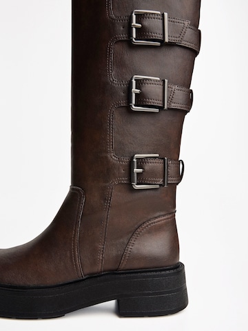 Bottes Bershka en marron