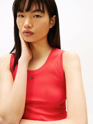 raudona Tommy Jeans Palaidinė be rankovių 'ESSENTIAL'