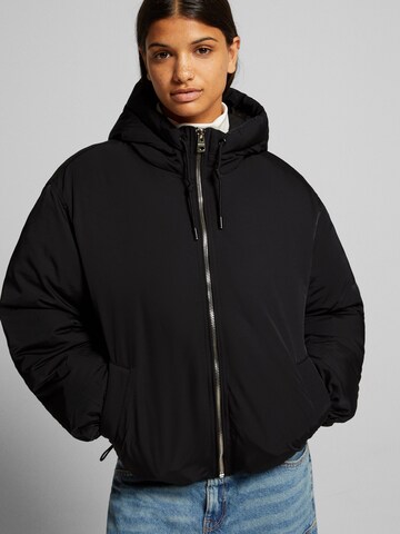 Bershka Jacke in Schwarz