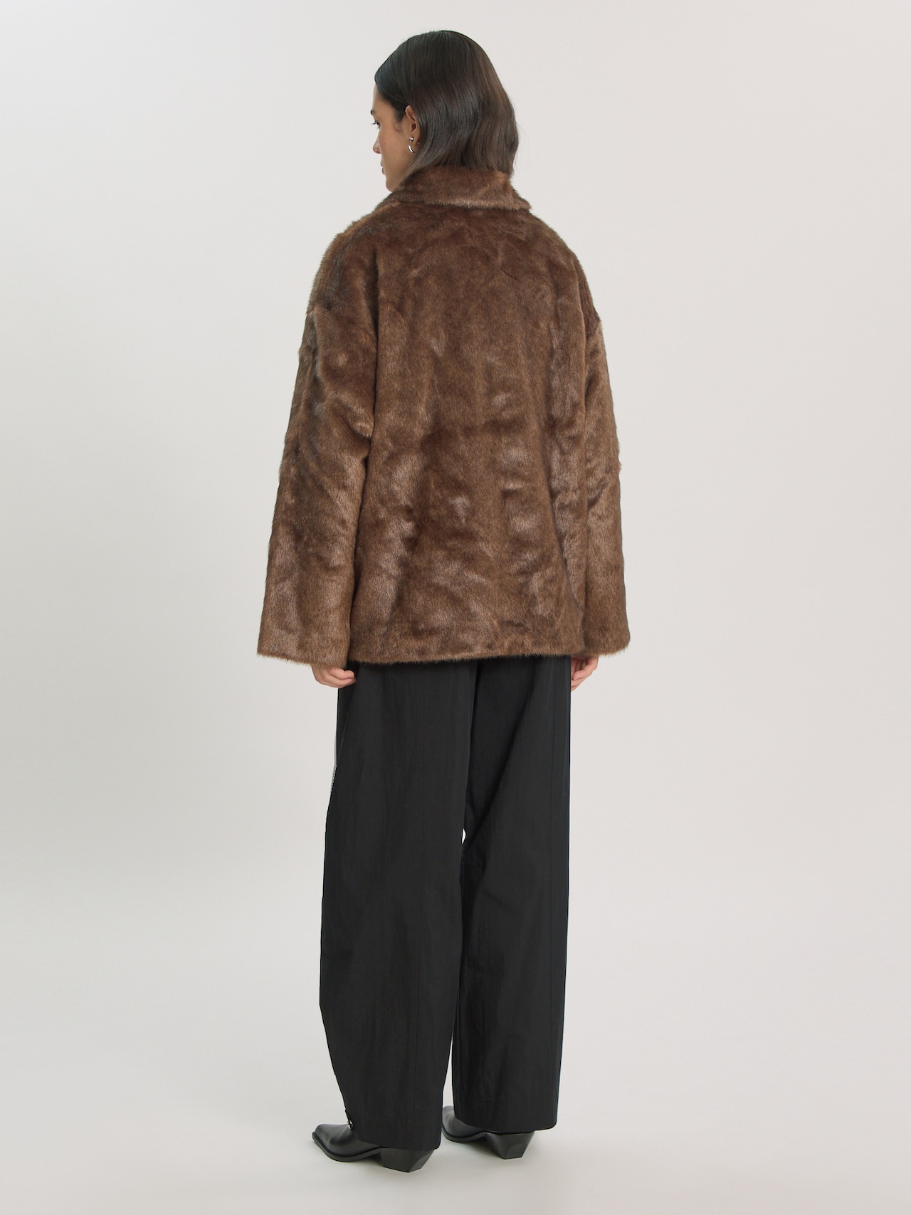 EDITED Novedades Chaqueta de entretiempo 'Bay' taupe
