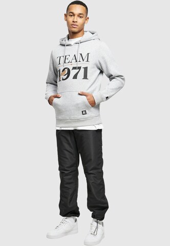 Starter Black LabelSweater majica 'Team 1971' - siva boja