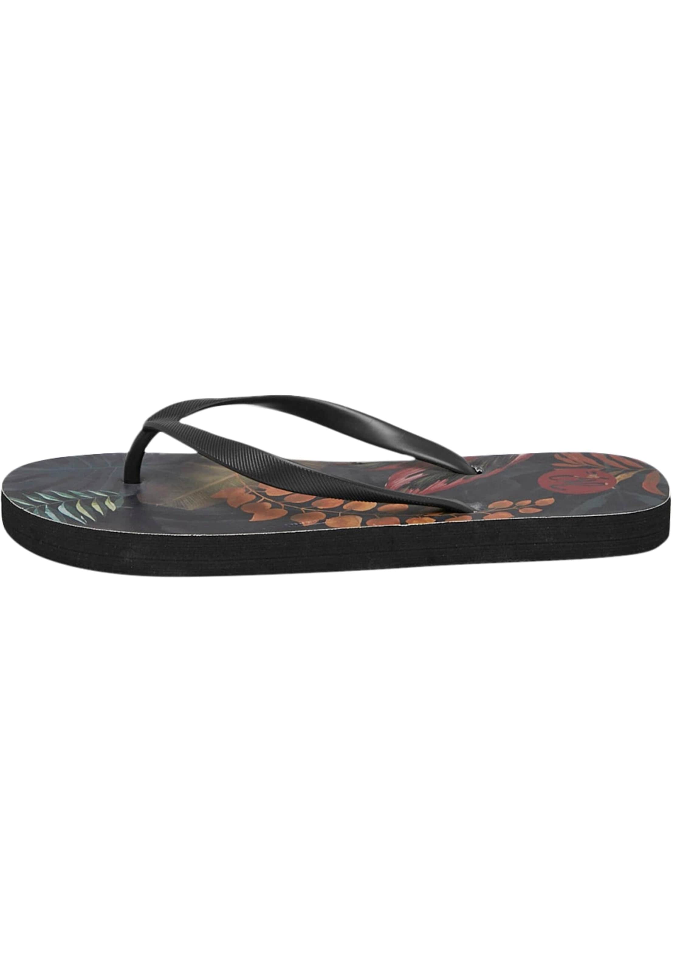 Just Rhyse T-bar sandals 'ISLA' in Black: front