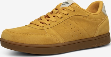 WODEN Sneakers laag 'Bjork' in Geel: voorkant