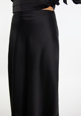 faina Skirt in Black