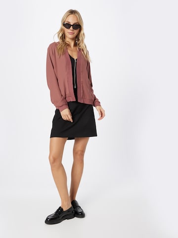 Veste mi-saison 'Gina' ABOUT YOU en rose