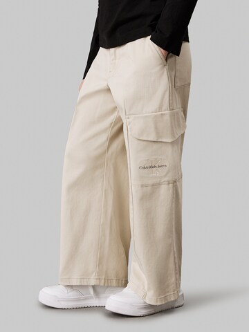 Calvin Klein Jeans Wide leg Trousers 'Cargo' in Beige: front