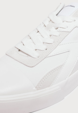 Calvin Klein Låg sneaker i vit