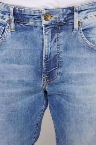 CAMP DAVID Regular Jeans 'MA:X' i blå