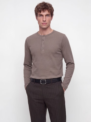 JACK & JONES - Camiseta en marrón: frente