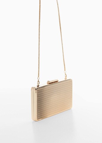MANGO Clutch 'Pau' in Gold