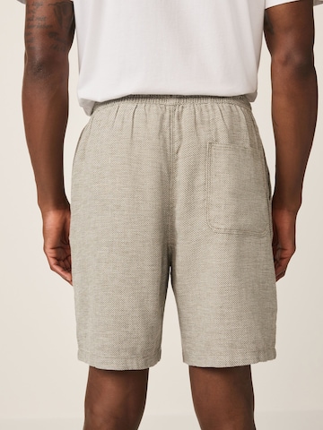 Next Regular Housut värissä vihreä