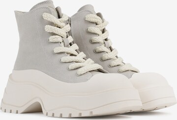 brx by BRONX Lace-Up Ankle Boots in Grey