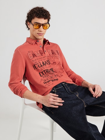 CAMP DAVID Shirt in Red: front