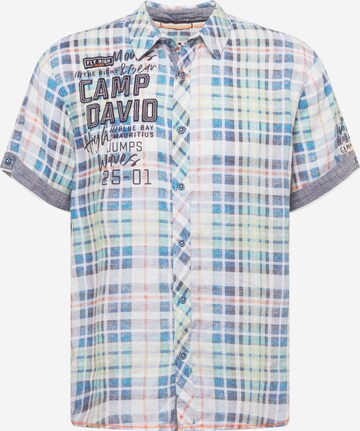 CAMP DAVID جينز مضبوط قميص بلون أزرق: الأمام